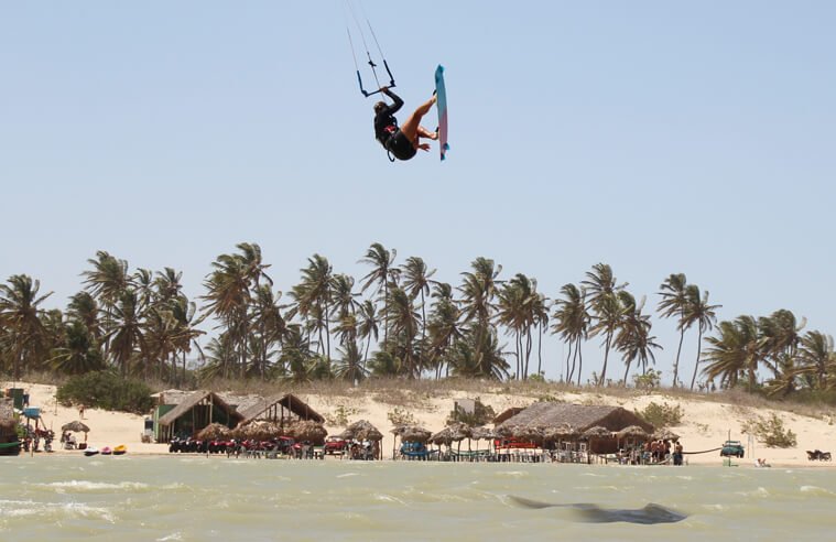 Flying through the air – the main motivation for most people to learn kitesurfing!