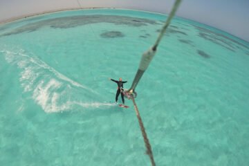 How to go from kitesurf beginner to pro and learn your first tricks